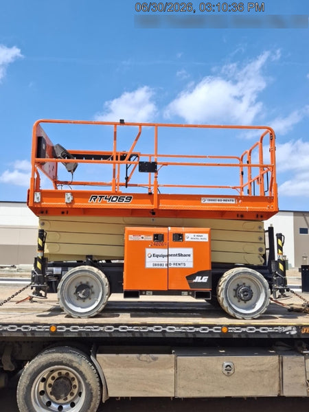 2022 JLG RT4069