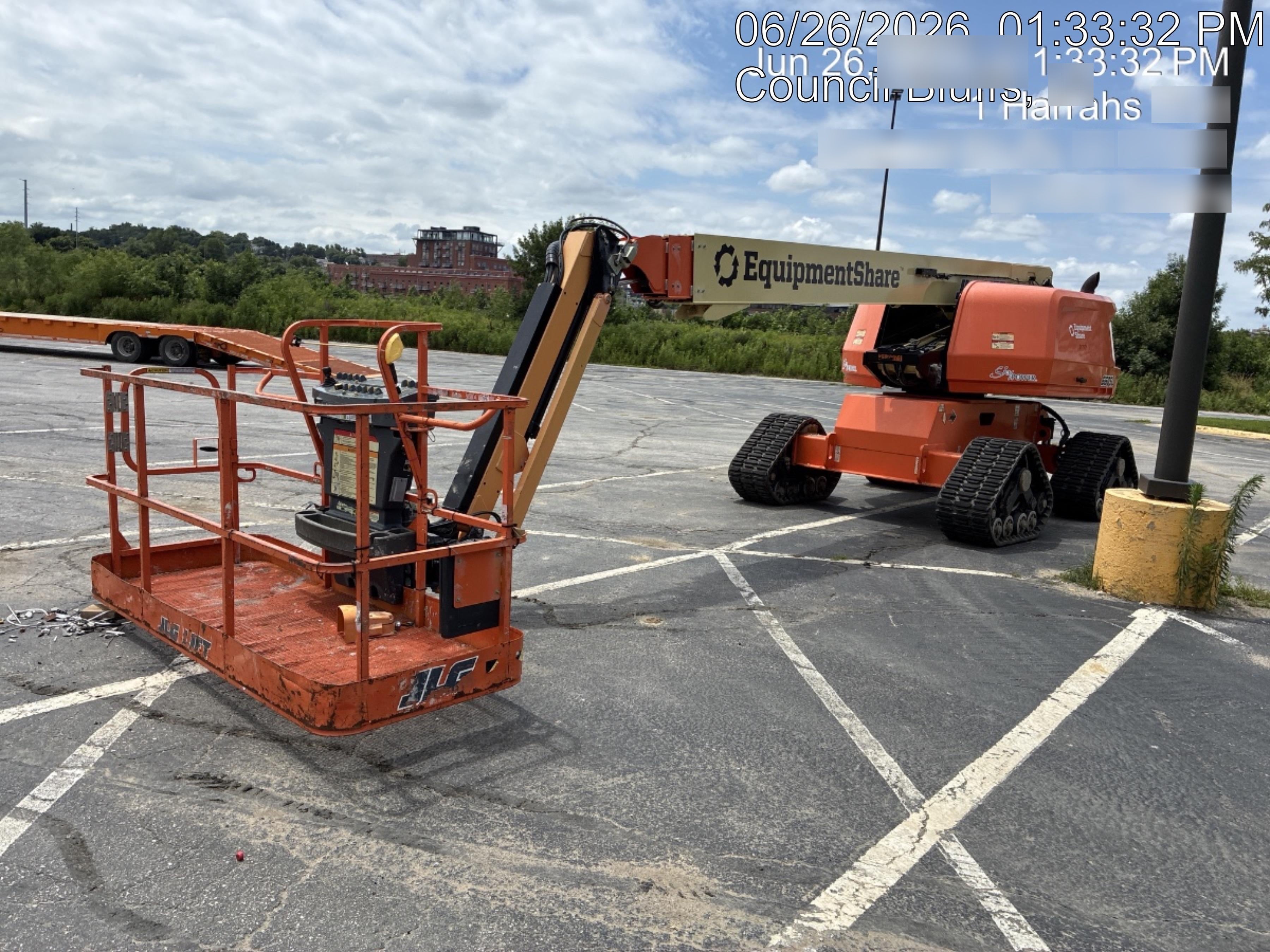 2022 JLG 660SJ Quad Track