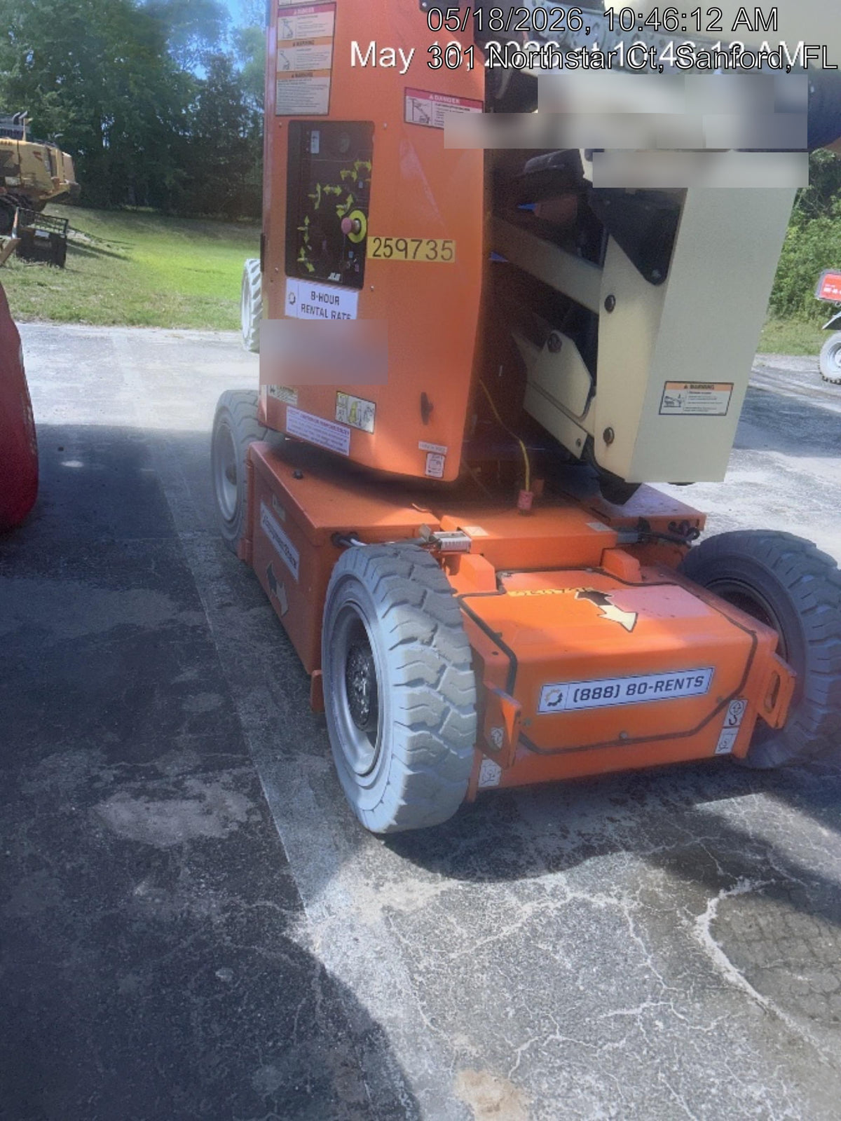 2022 JLG E300AJP