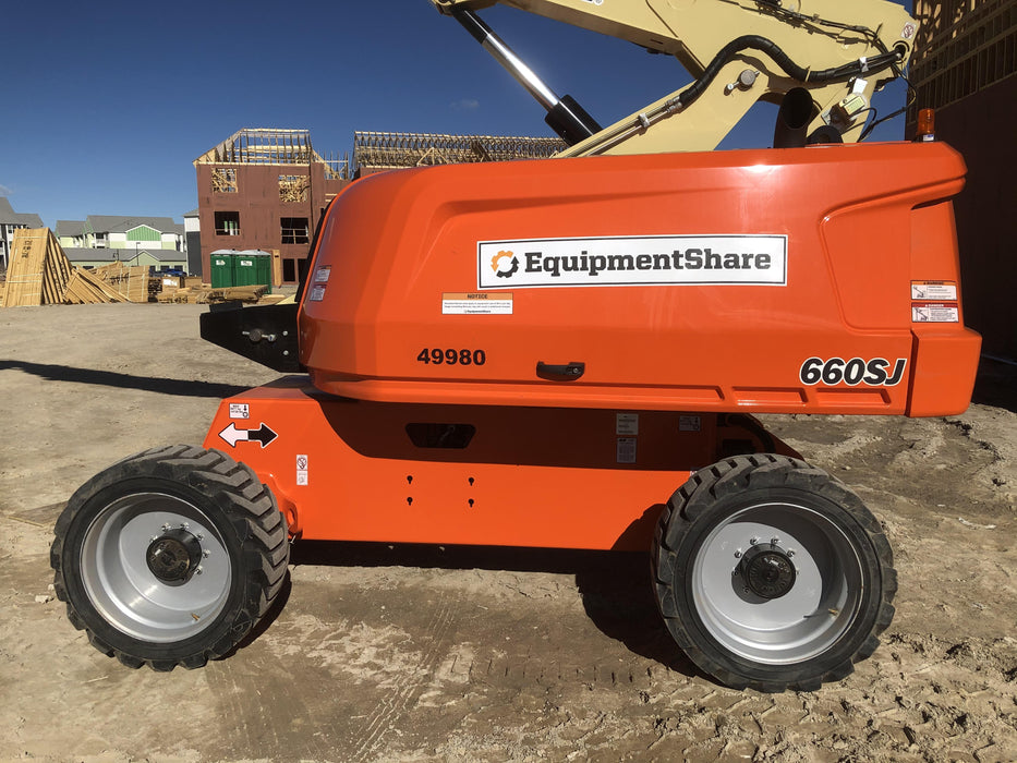 2019 JLG 660SJ
