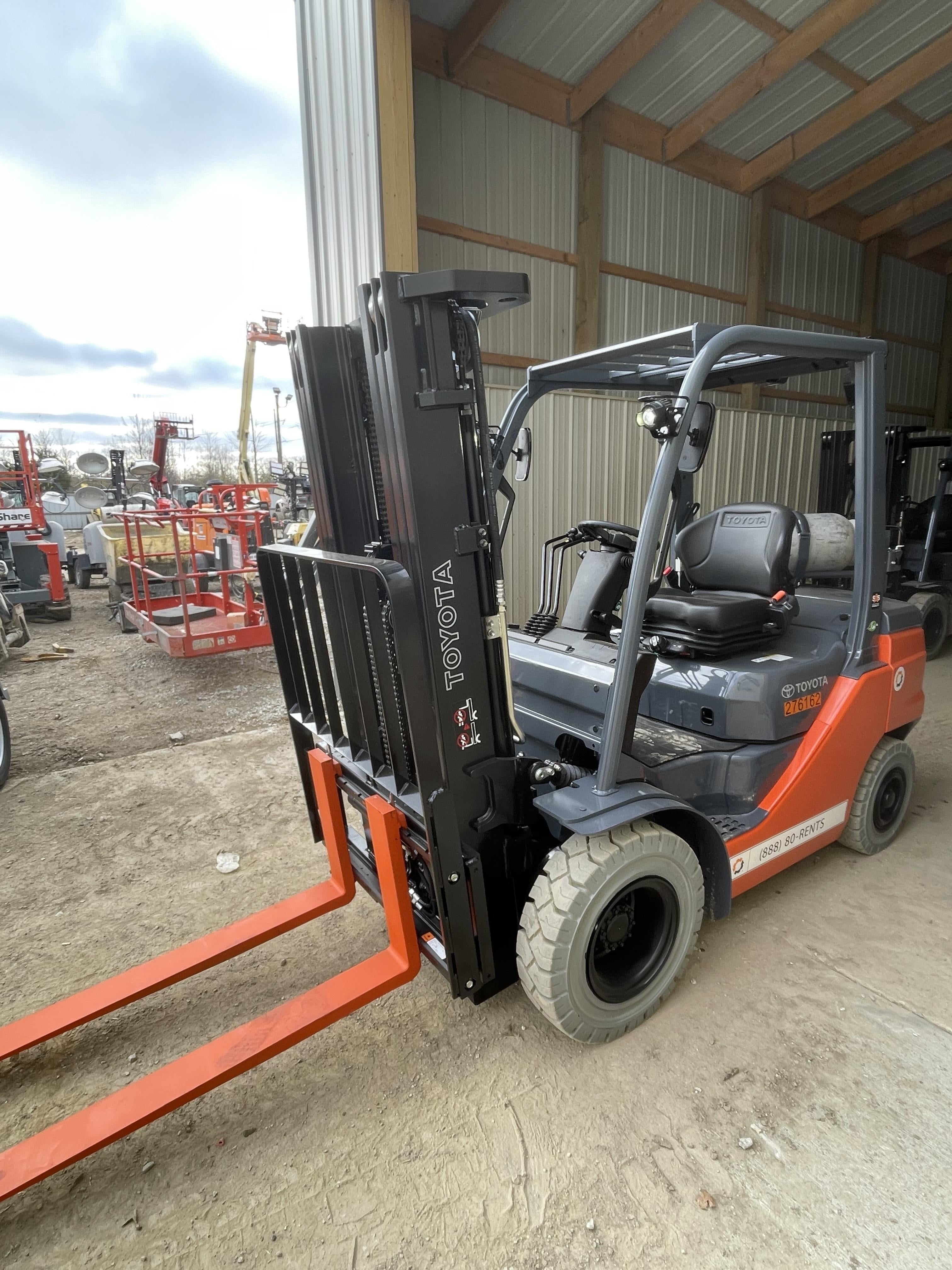 2022 TOYOTA 50-8FGU25