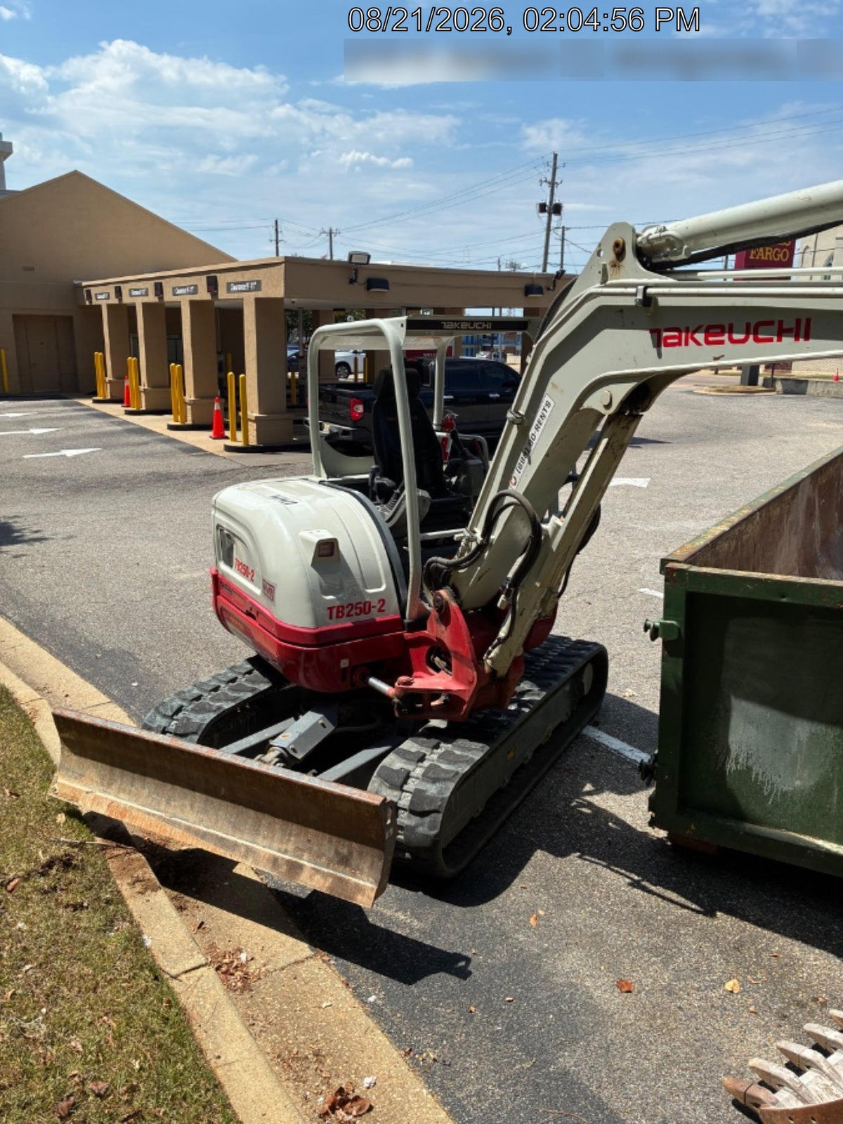 2024 TAKEUCHI TB250-2R