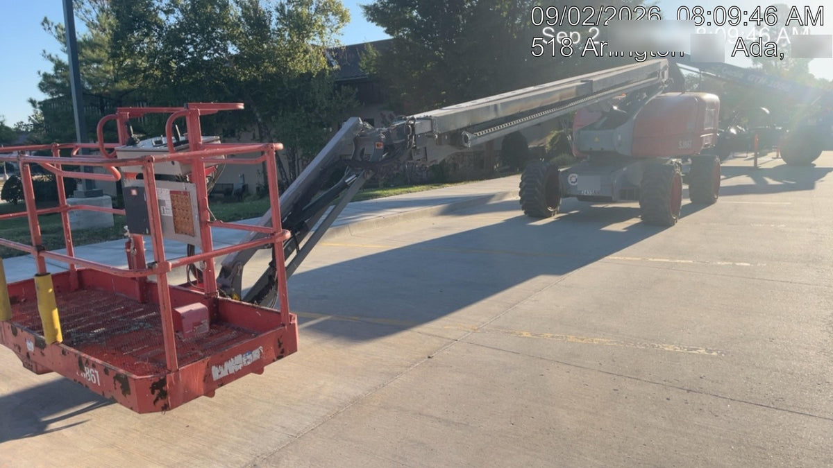 2019 SKYJACK SJ86T