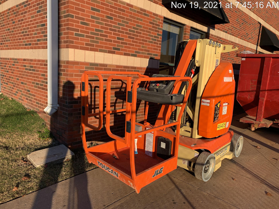 2019 JLG T26E