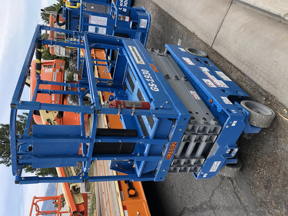 2020 Genie GS-1930 Solid Non Marking Tires, Beacon, Folding rails with half height swing gate