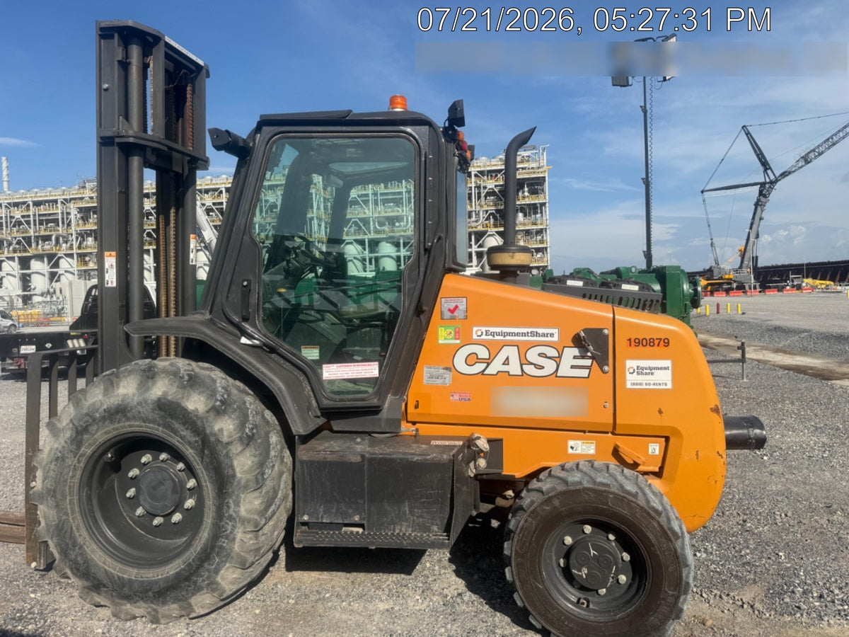 2021 CASE 586H