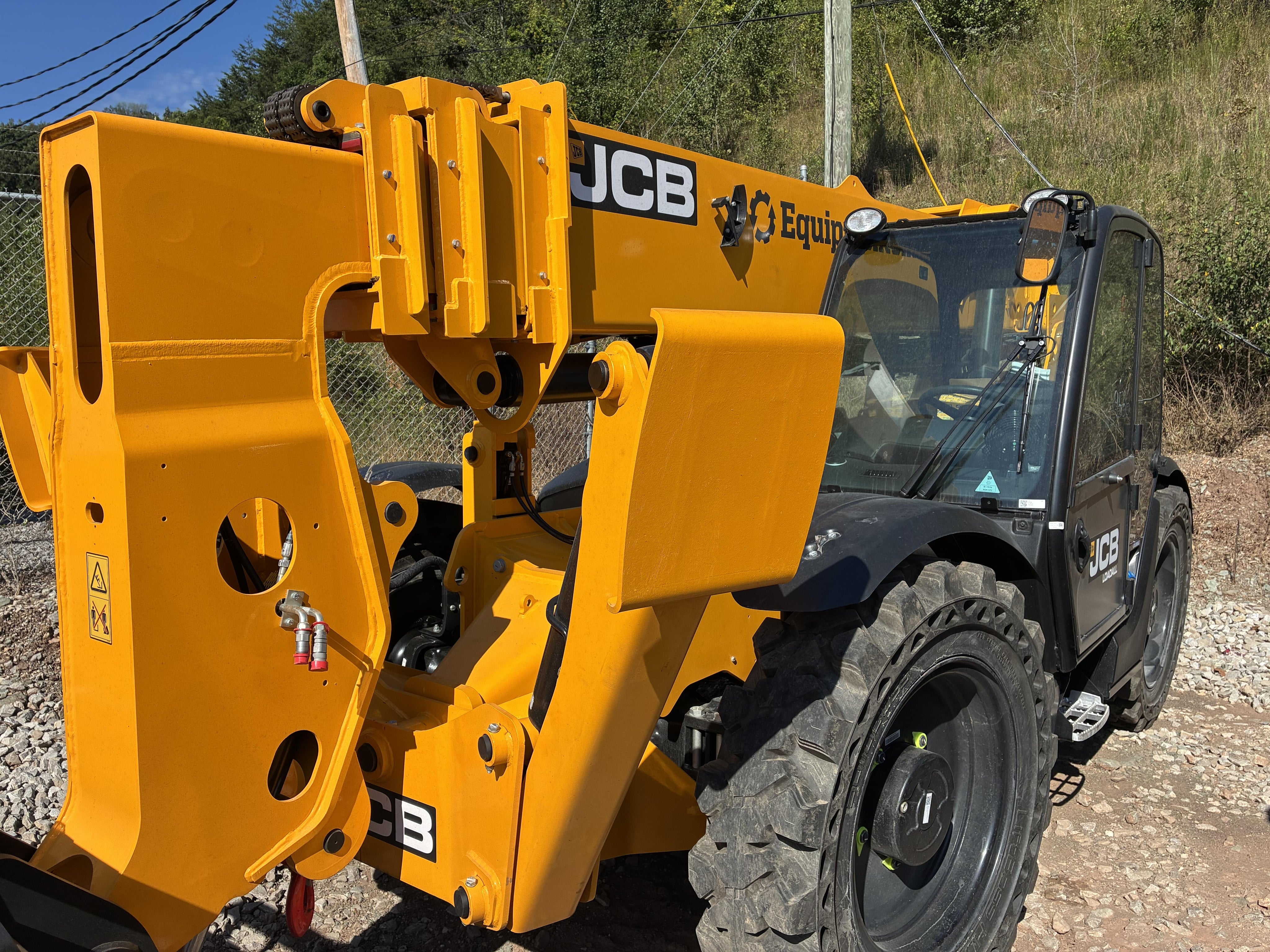 2026 JCB 512-56