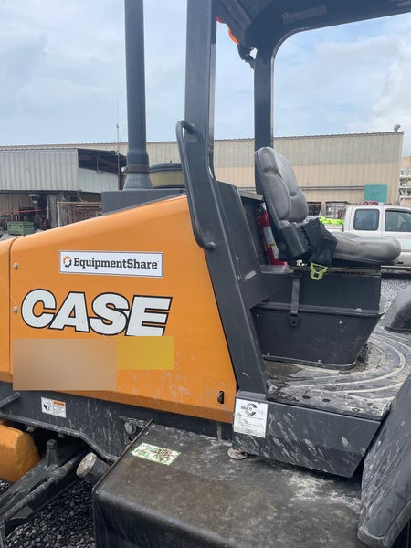 2023 CASE 588H