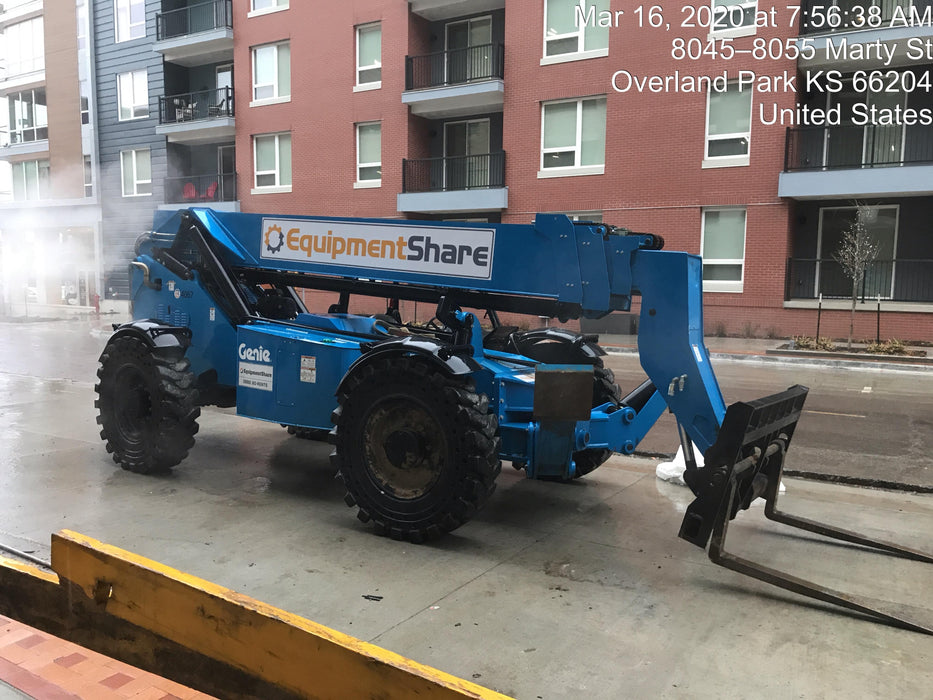 2017 Genie GTH-1056 Genie GTH1056 Telehandler