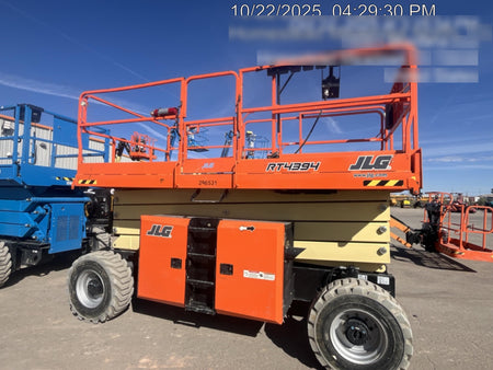 2023 JLG 4394RT
