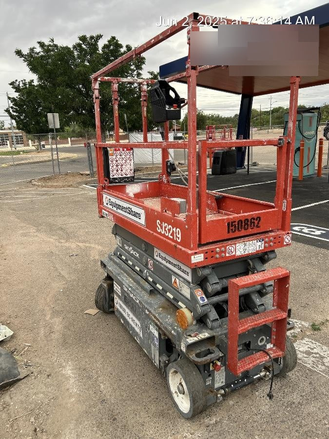 2021 SKYJACK SJ3219