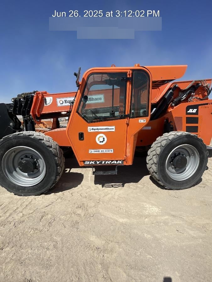 2020 SKYTRAK 12054