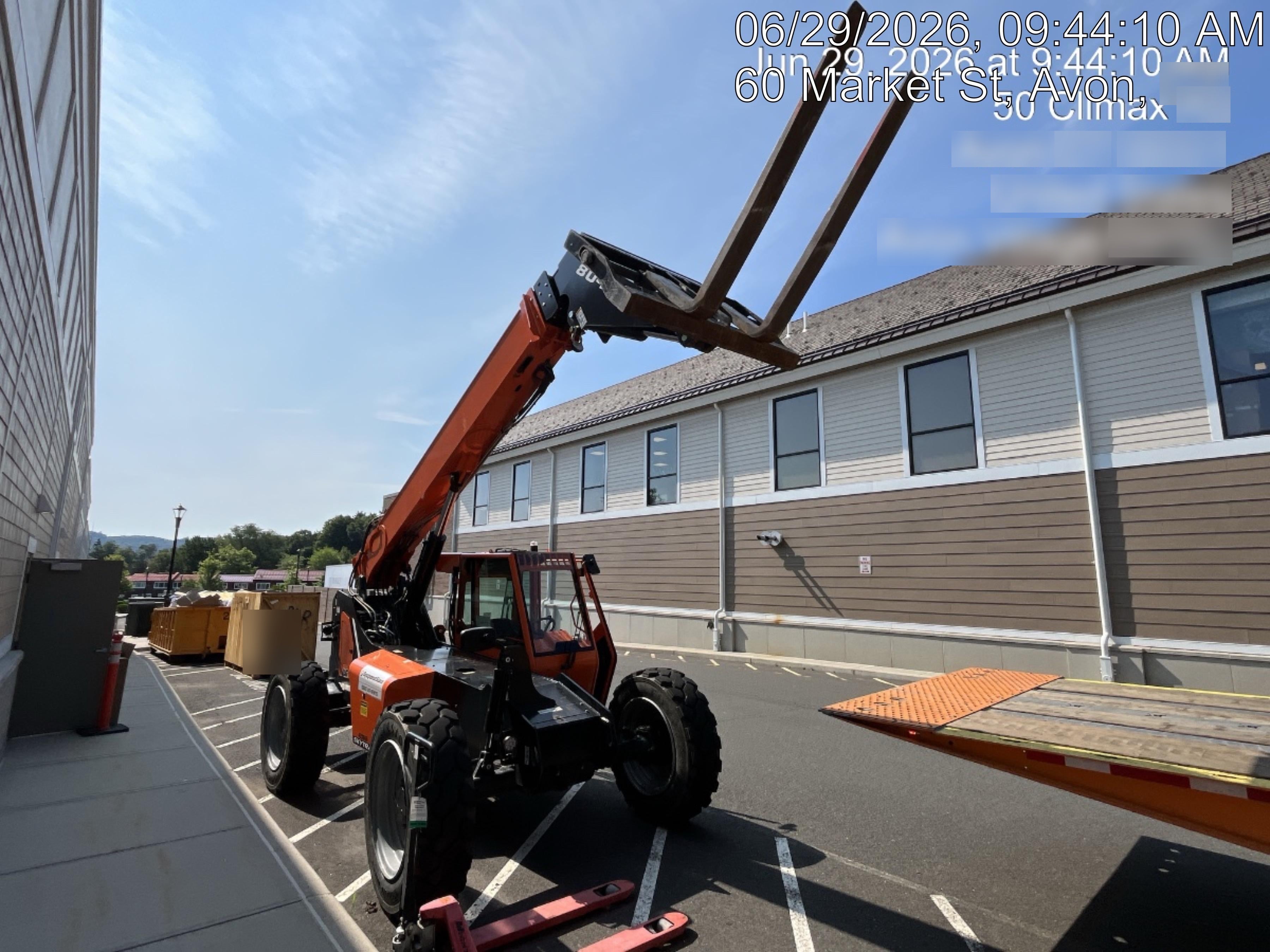 2024 SKYTRAK 8042