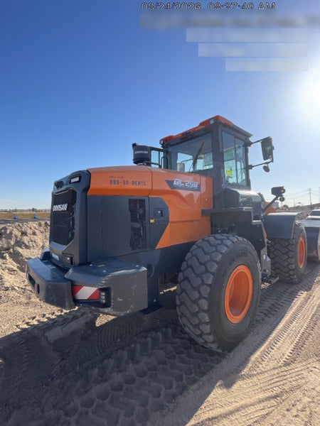 2021 DOOSAN DL250-7