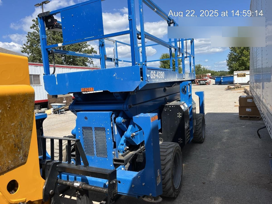 2020 GENIE GS-4390 RT