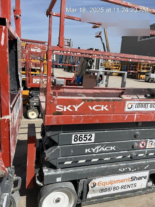 2018 SKYJACK SJIII-3226
