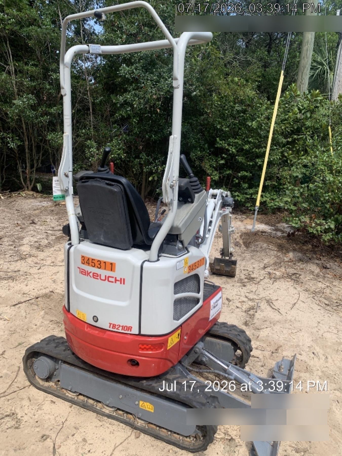 2023 TAKEUCHI TB210R