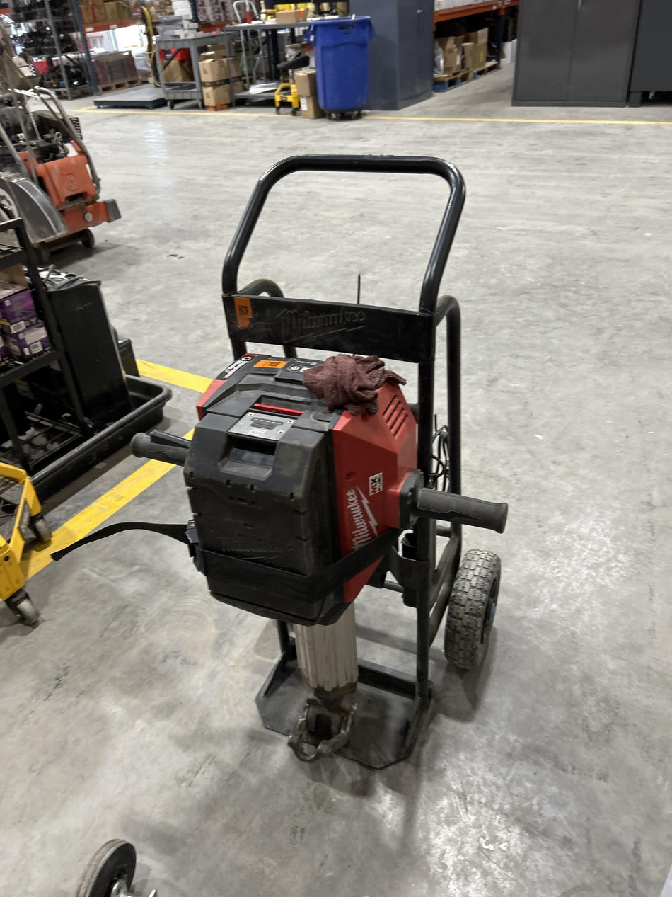 2022 MILWAUKEE MXF368-1XC
