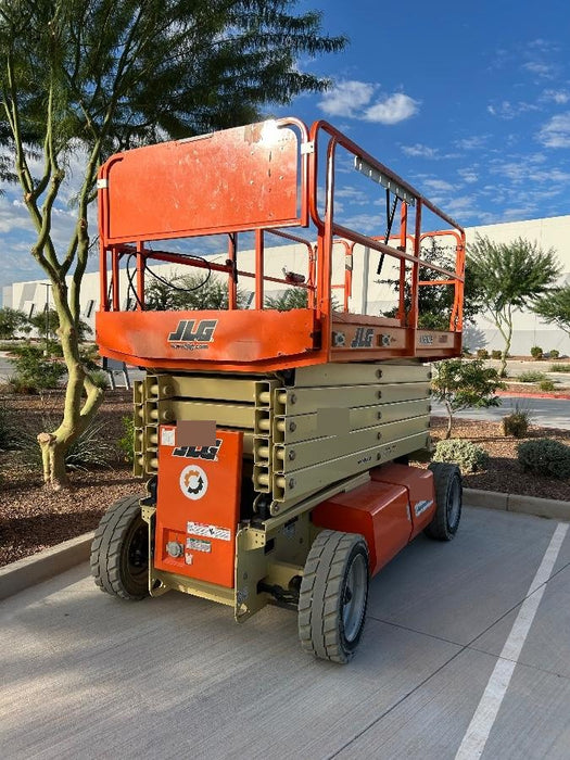 2019 JLG 4069LE