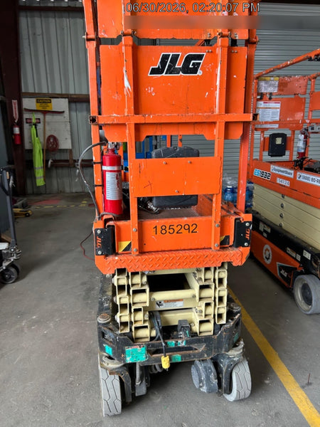 2021 JLG ES1932