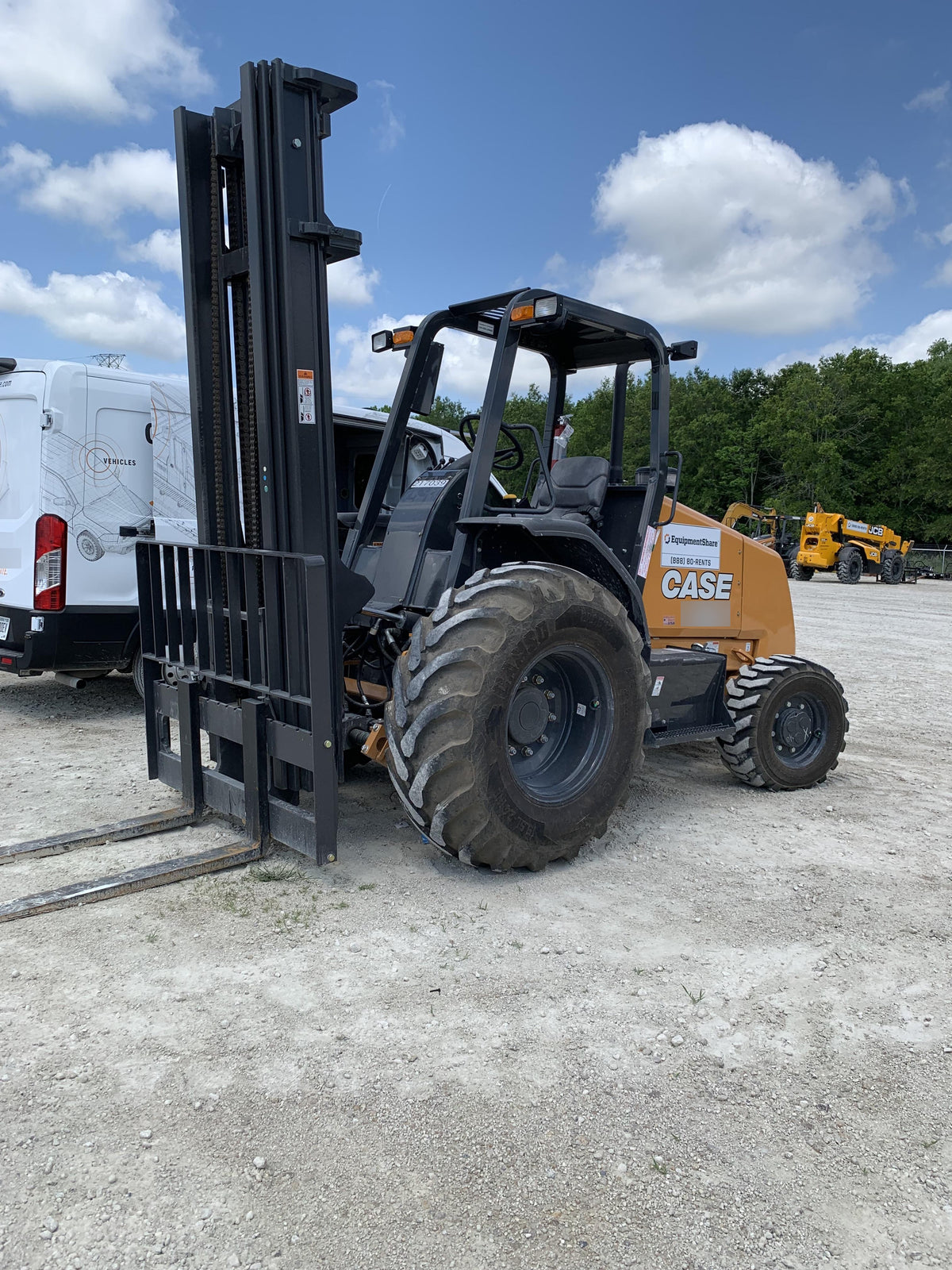 2022 CASE 588H