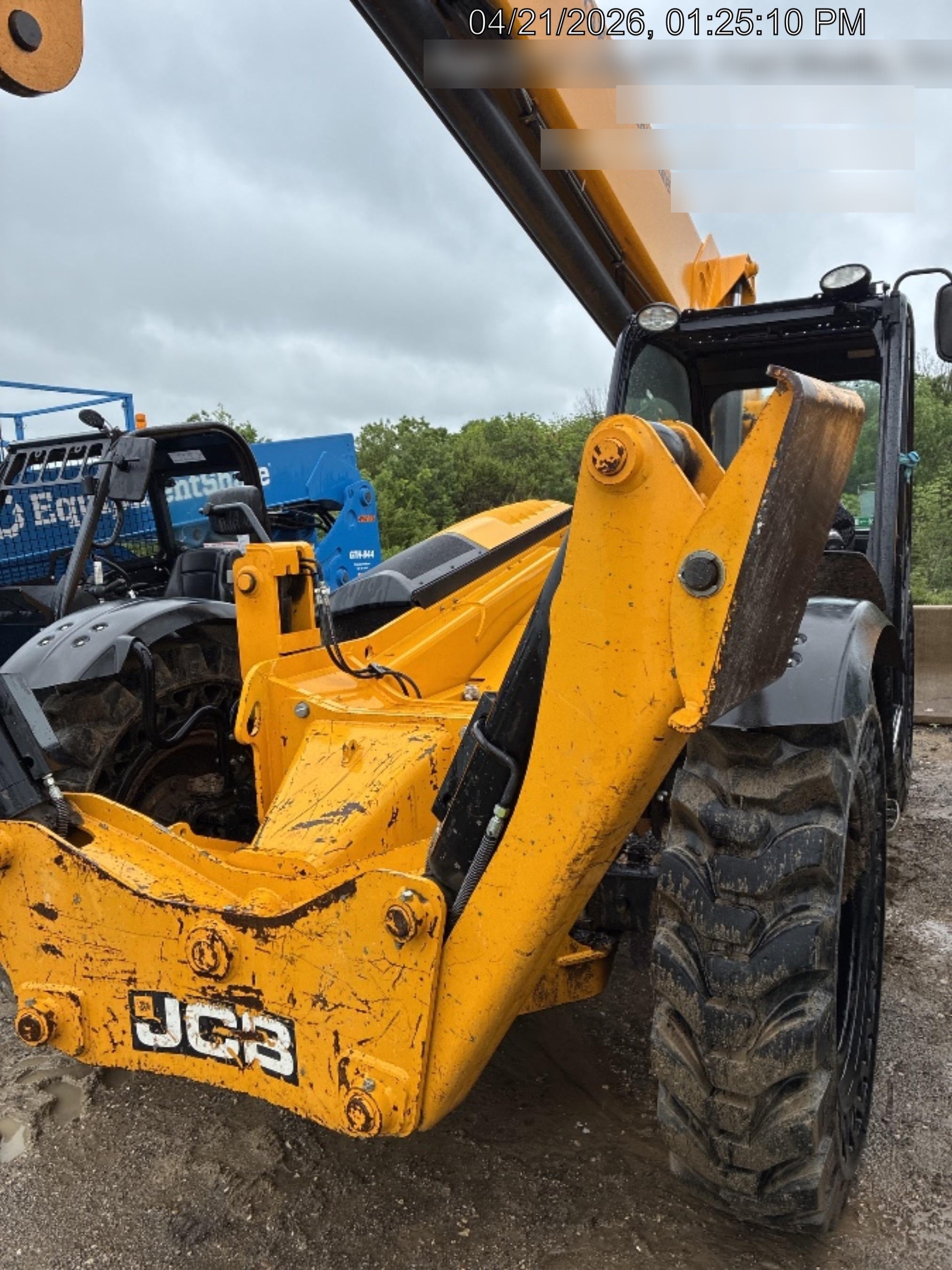 2023 JCB 510-56