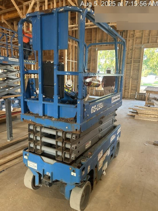 2019 Genie GS-1930 Fixed Rails with Chain Entry