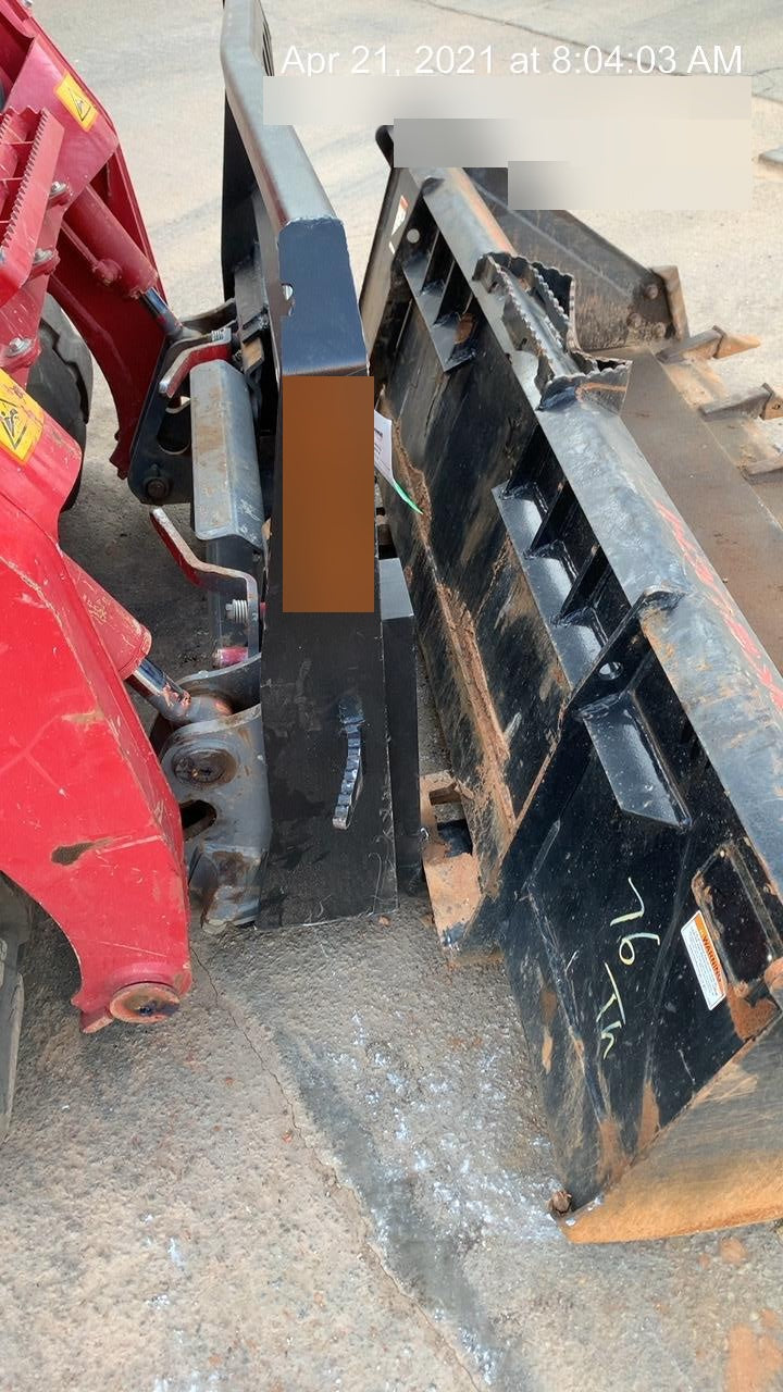 2021 RUBBER TRAX Pallet Fork Frame