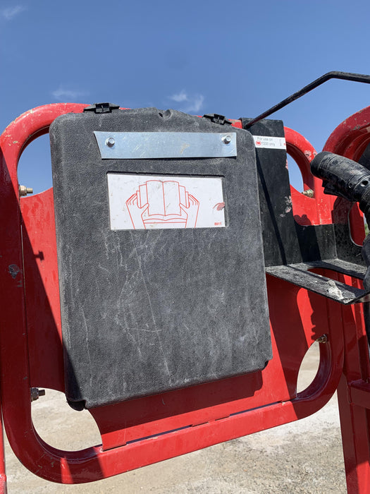 2020 MEC 1330SE Solid NM Tires, Steel Swing out Doors, LCS, Beacon, 900W Inverter