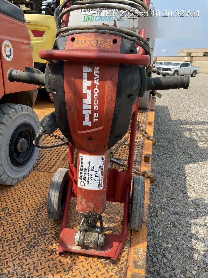 2020 HILTI TE 3000-AVR