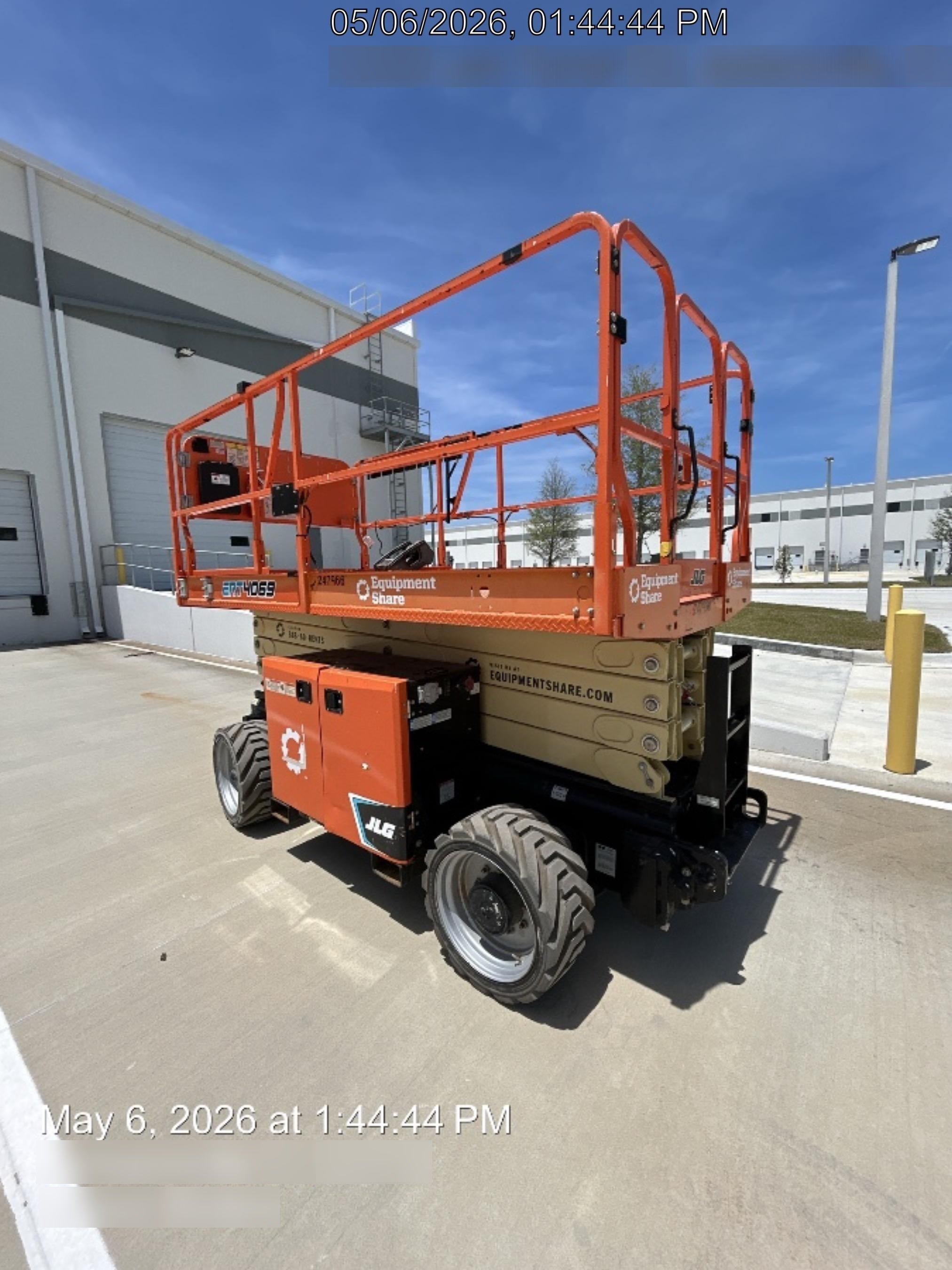2022 JLG ERT4069