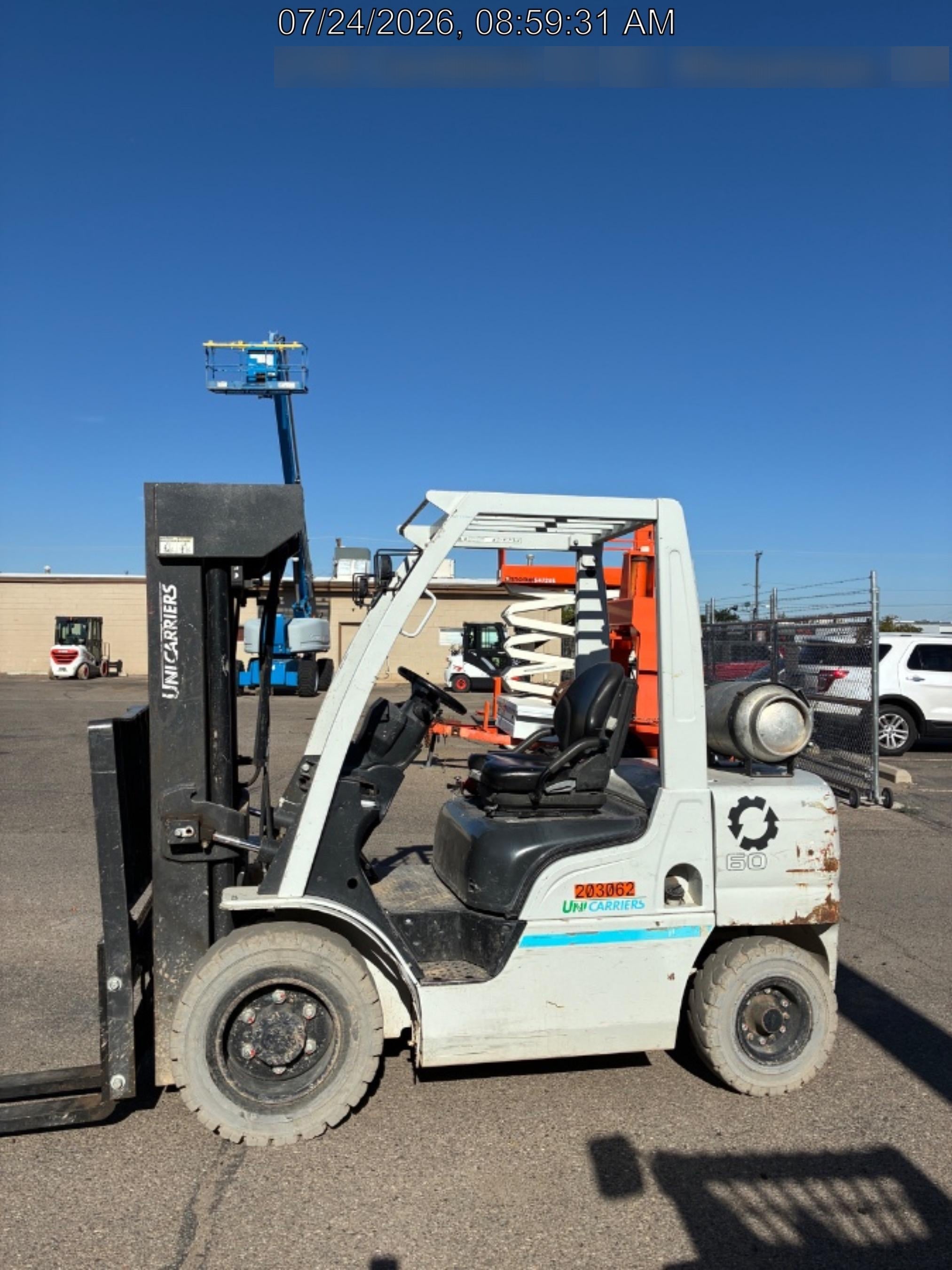 2022 UNICARRIER MUG1F2A30DV QUAD