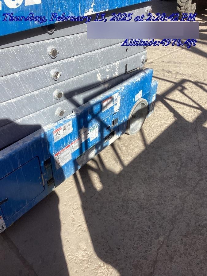 2020 Genie GS-3232 Standard, Folding half height swing gate