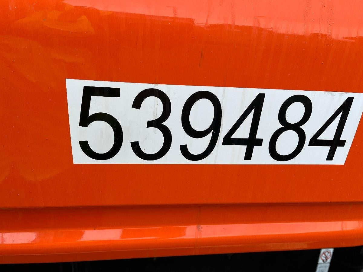 2025 JLG 660SJ