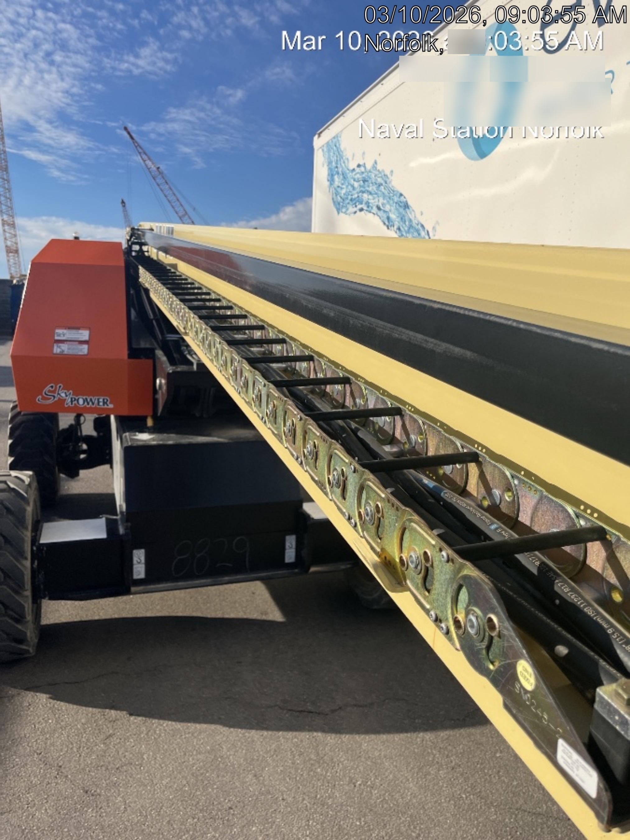 2025 JLG 660SJ