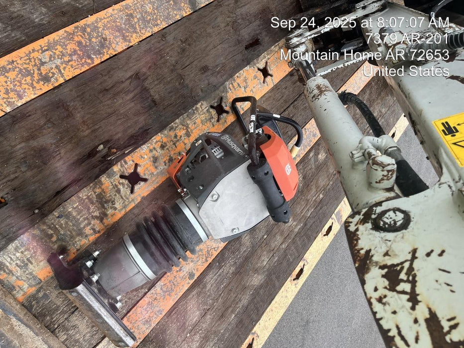 2025 HUSQVARNA LT6005