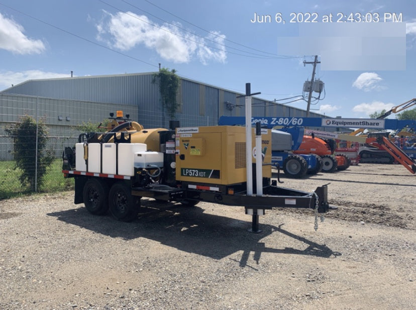 2022 Vac-Tron LP573XDT T4 Koehler Diesel Engine, 500 Gallon Debris Tank, x2 100 Gallon Water Tanks
