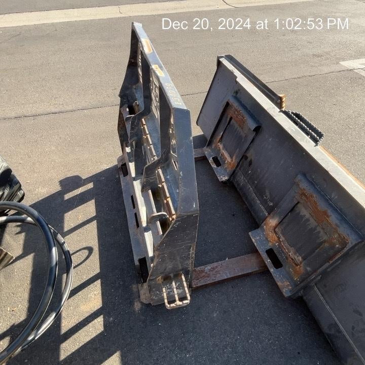 2021 PALADIN 48" Pallet Forks - Paladin