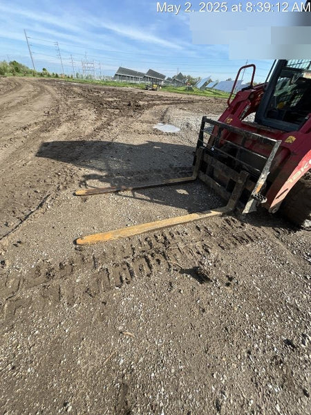 2024 ARROW MATERIAL HANDLING 72" Pallet Forks - Arrow