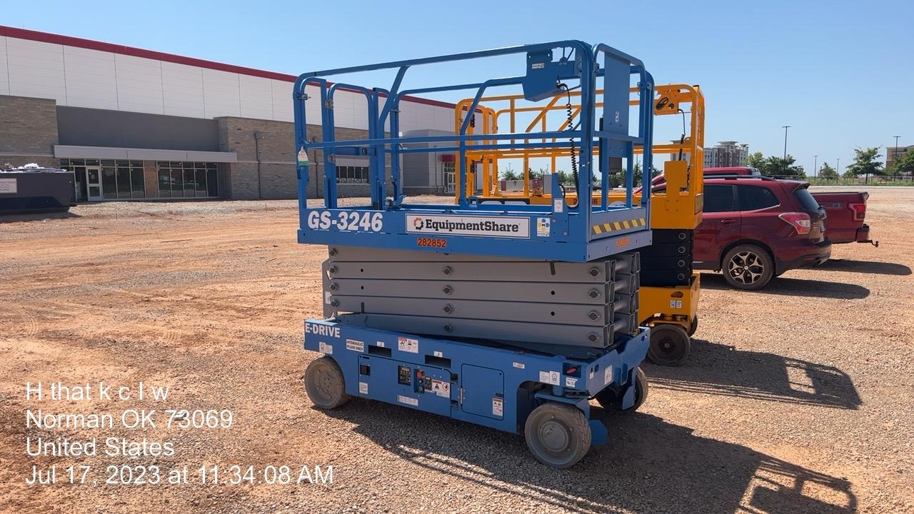 2022 GENIE GS-3246