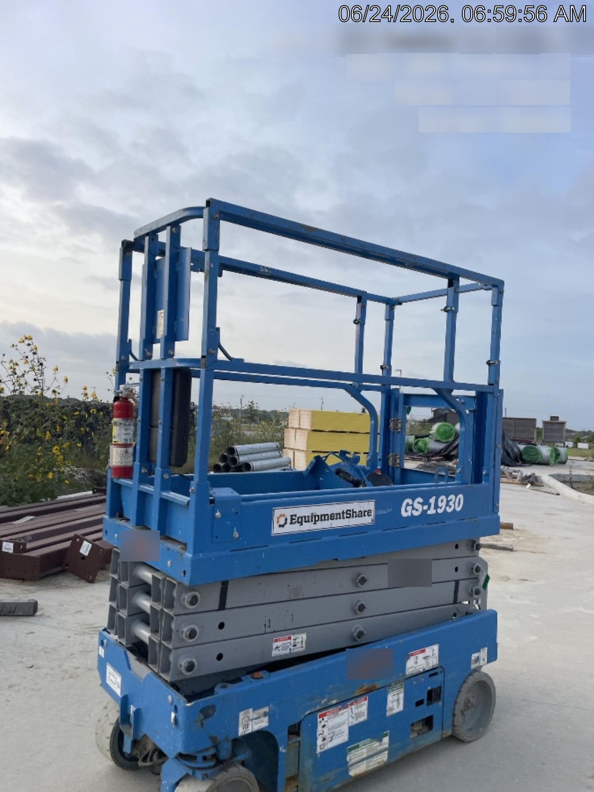 2020 Genie GS-1930 Solid Non Marking Tires, Beacon, Folding rails with half height swing gate