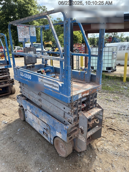 2019 Genie GS-1930 Fixed Rails with Chain Entry