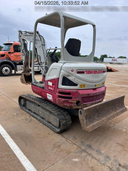2021 TAKEUCHI TB235-2R