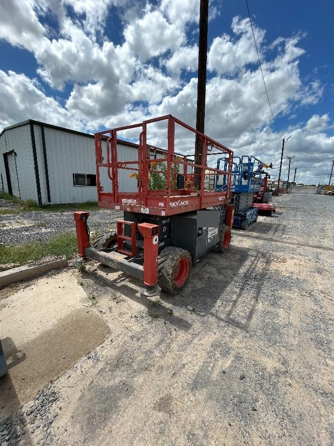 2018 SKYJACK SJ6832 RT