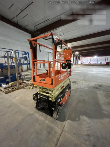 2025 JLG ES1932
