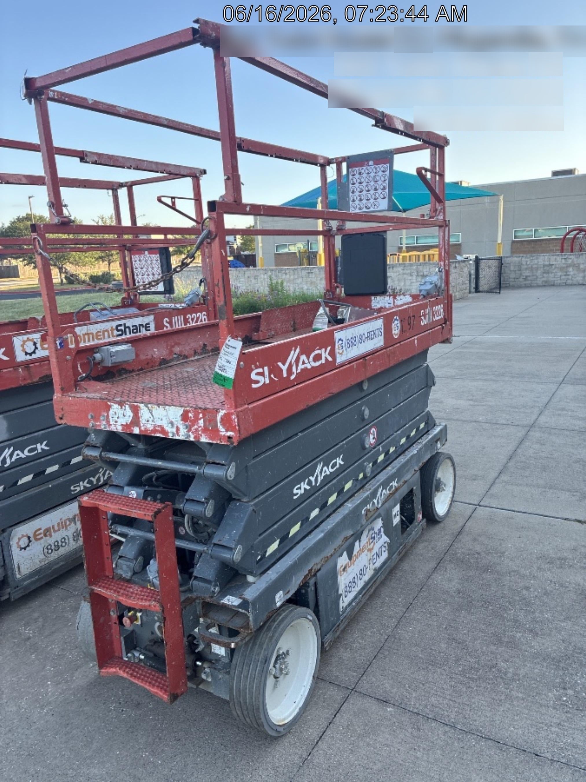 2016 Skyjack SJIII-3226 26' Scissor Lift