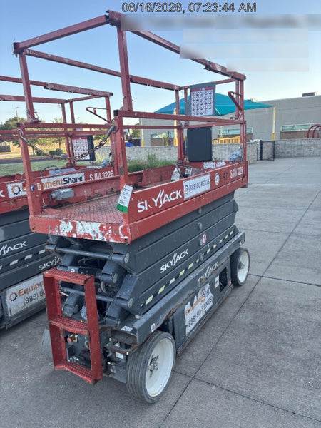 2016 Skyjack SJIII-3226 26' Scissor Lift
