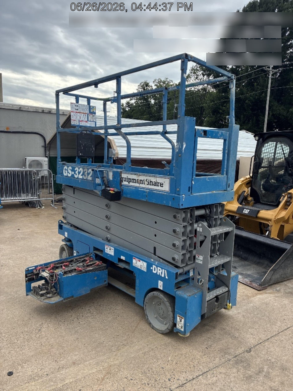 2022 GENIE GS-3232