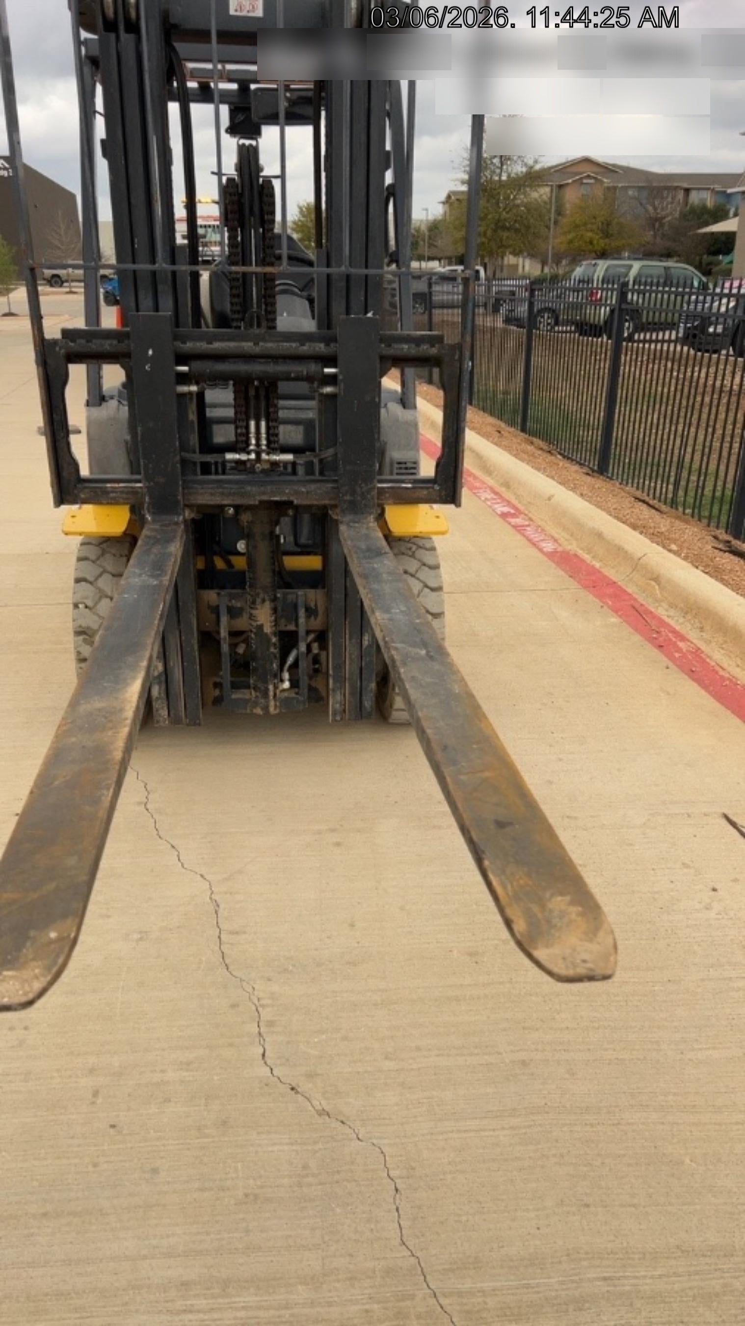 2022 KOMATSU FG25T-16