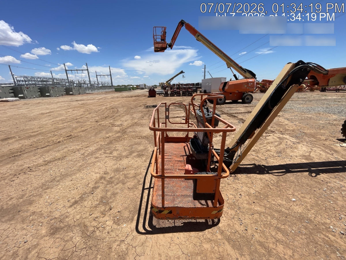 2022 JLG 460SJ